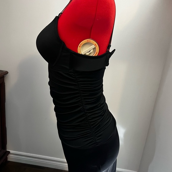 Black shape-wear - Picture 2 of 7